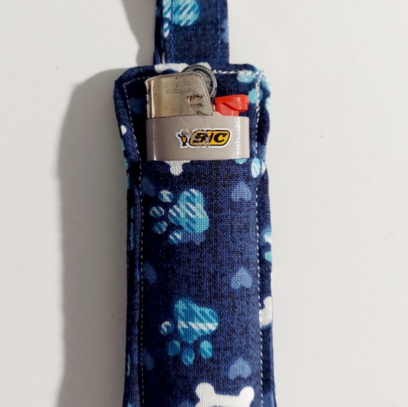Chapstick Holder, Lighter Holder, Keyring Holder, Paw Prints - Picture 2 of 3